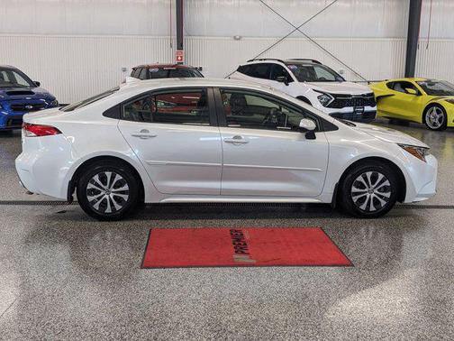 2022 Toyota Corolla Hybrid LE