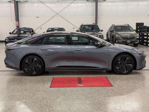2024 Lucid Air Touring