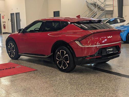 2022 Kia EV6 Wind