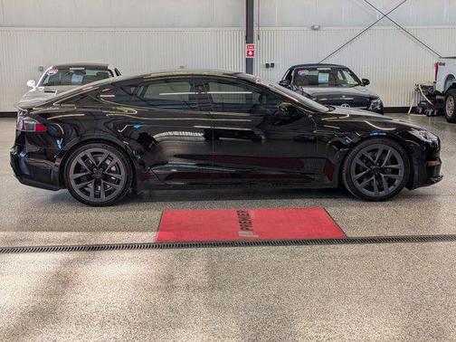 2021 Tesla Model S Plaid