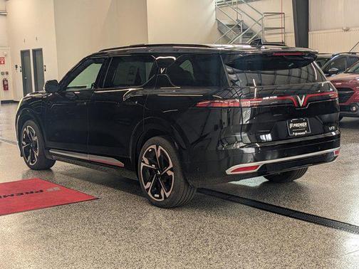 2024 VinFast VF 9 Plus