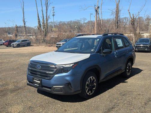 2025 Subaru Forester Base