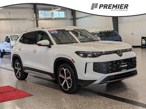 Pure White 2025 Volkswagen Tiguan 2.0T SE 4MOTION