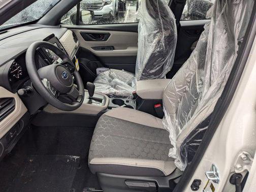2025 Subaru Forester Base