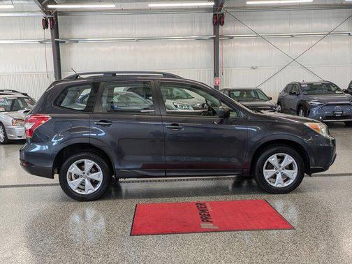 2015 Subaru Forester 2.5i