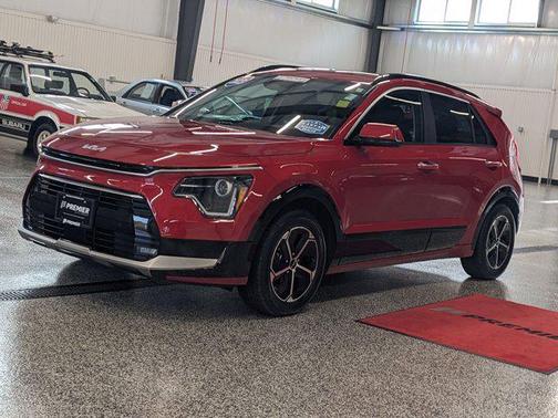 2023 Kia Niro SX