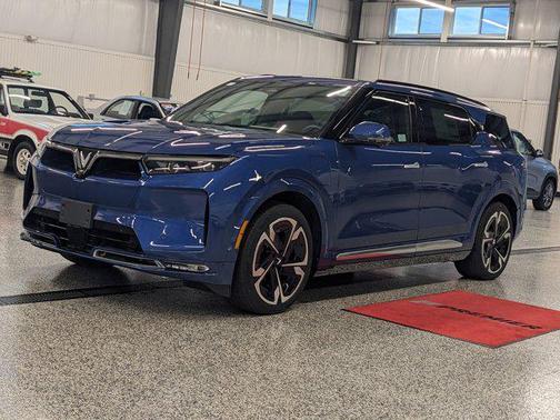 2024 VinFast VF 9 Plus