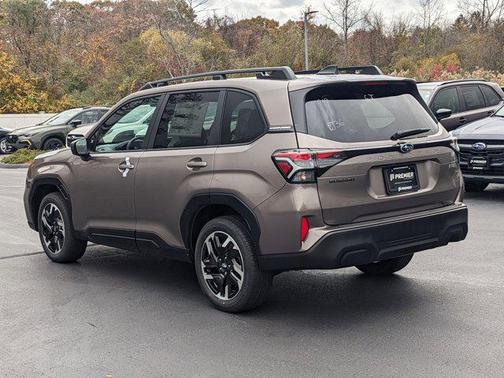 2025 Subaru Forester Hybrid Premium