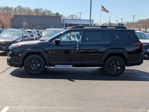 Crystal Black Silica 2026 Subaru Outback Limited