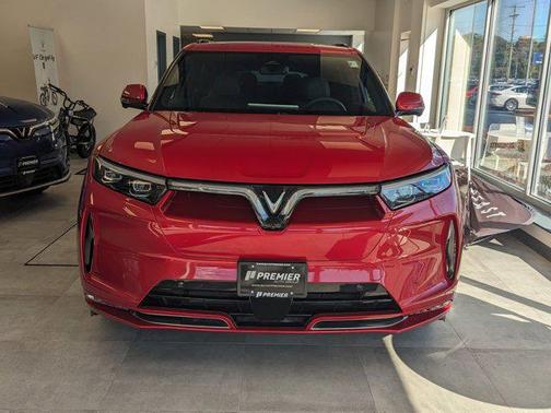 2024 VinFast VF 9 Plus