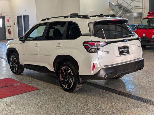 2025 Subaru Forester Hybrid Premium