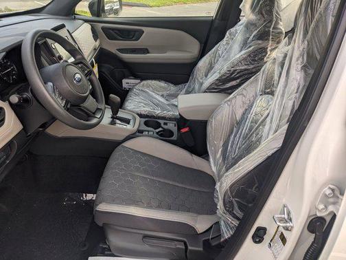 2025 Subaru Forester Base