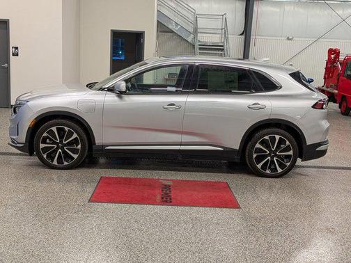 2025 VinFast VF 8 Plus