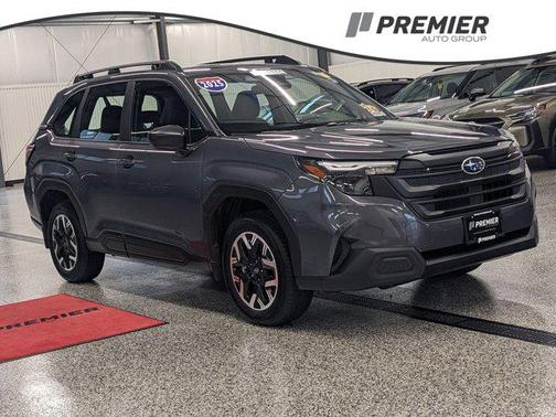 2025 Subaru Forester Base