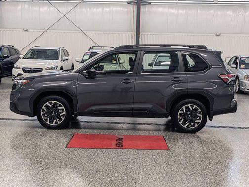 2025 Subaru Forester Base