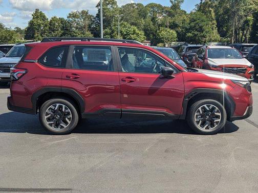 2025 Subaru Forester Base