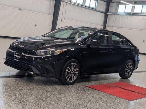 2022 Kia Forte LXS