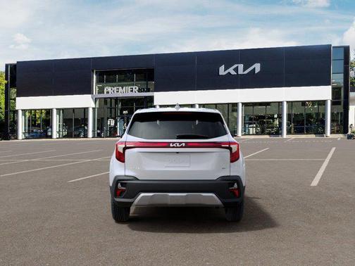 Snow White Pearl 2026 Kia Seltos LX