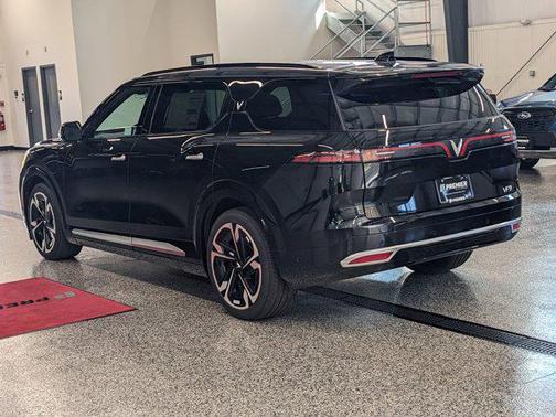 2024 VinFast VF 9 Plus