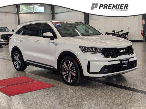 Snow White Pearl 2023 Kia Sorento Hybrid EX