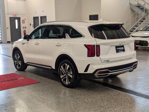 Snow White Pearl 2023 Kia Sorento Hybrid EX