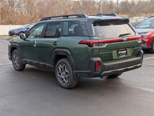 Deep Emerald Green Pearl 2026 Subaru Outback Premium