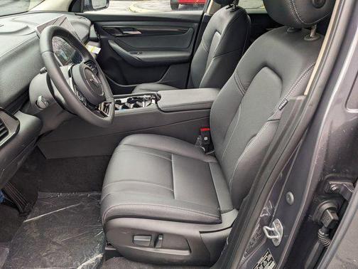 2025 VinFast VF 8 Eco