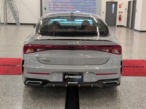 2024 Kia K5 GT-Line