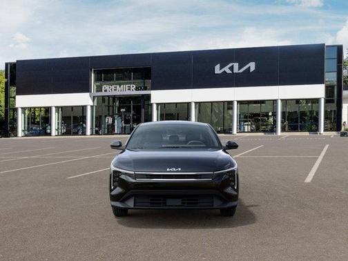 2025 Kia K4 LX