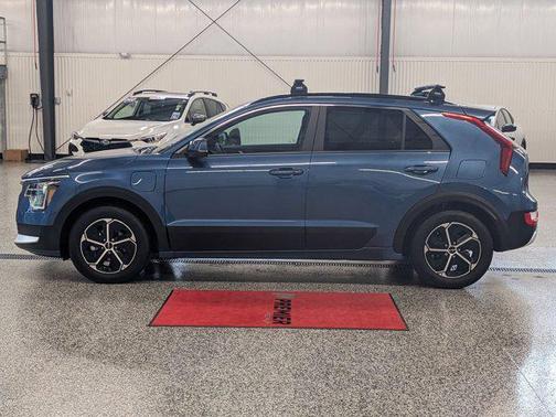 2024 Kia Niro Plug-In Hybrid EX