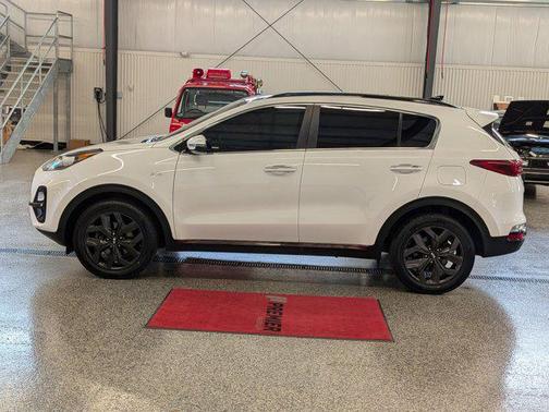 Snow White Pearl 2020 Kia Sportage S