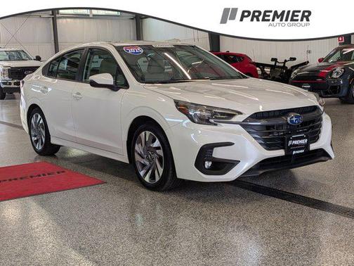 Crystal White Pearl 2025 Subaru Legacy Limited