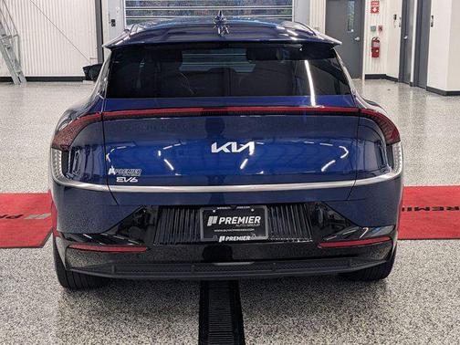 2024 Kia EV6 Wind