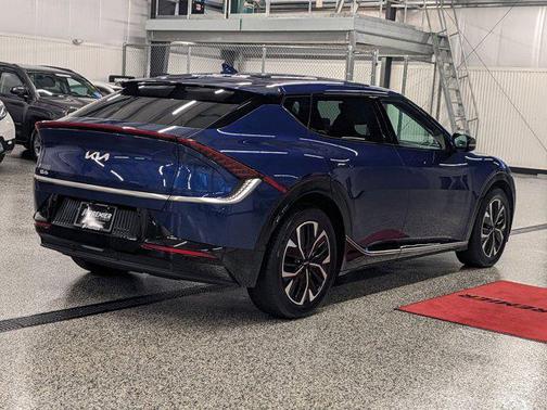 2024 Kia EV6 Wind
