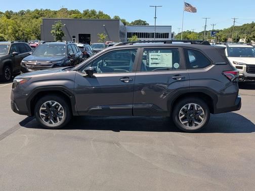 Magnetite Gray Metallic 2026 Subaru Forester Base
