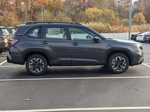 2025 Subaru Forester Base