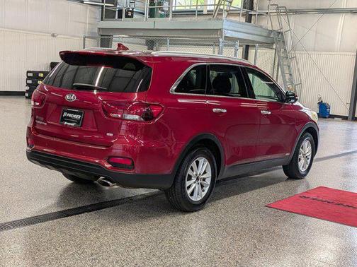 Passion Red 2019 Kia Sorento LX