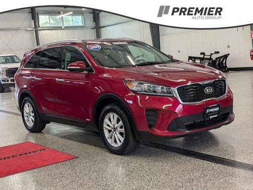 Passion Red 2019 Kia Sorento LX