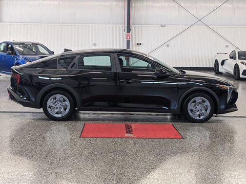 2025 Kia K4 LX