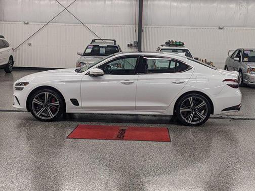 2025 Genesis G70 2.5T AWD