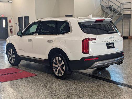 2022 Kia Telluride S