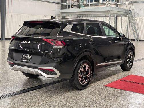 2024 Kia Sportage LX