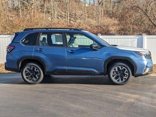 2025 Subaru Forester Base