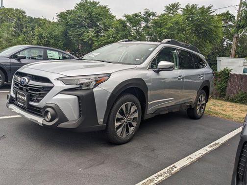 2025 Subaru Outback Touring XT