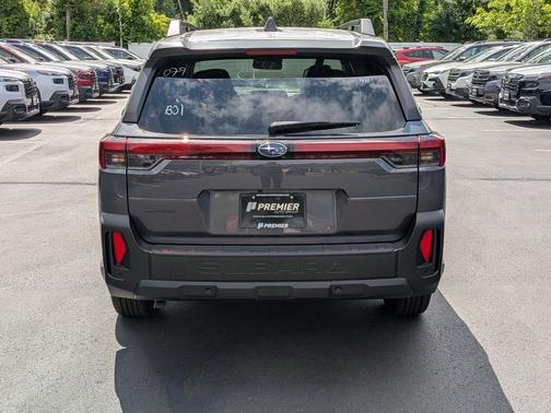 Magnetite Gray Metallic 2026 Subaru Outback Premium