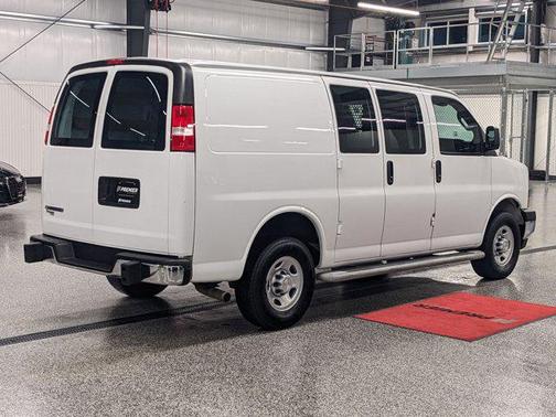 2022 Chevrolet Express 2500 RWD 2500 Regular Wheelbase WT