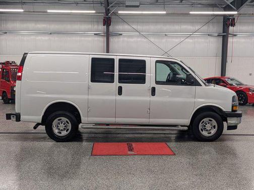 2022 Chevrolet Express 2500 RWD 2500 Regular Wheelbase WT