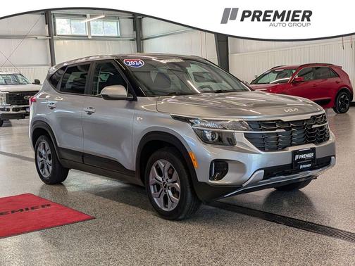 Steel Gray 2024 Kia Seltos LX