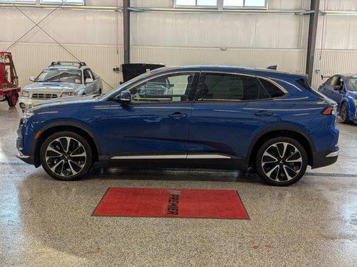 2025 VinFast VF 8 Plus