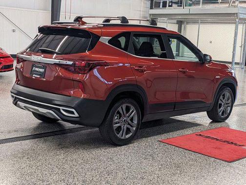 2023 Kia Seltos S